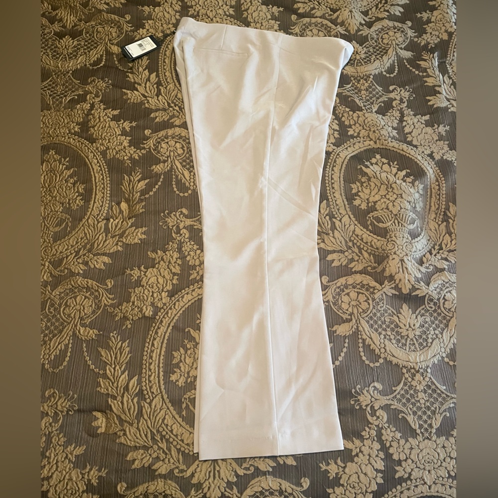 Adrianna Papell Dove Color Flare Leg Pull on Pant NWT Size 12 New With Tags